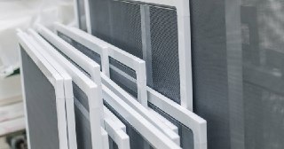 Москитные сетки на пластиковые окна Горно-Алтайск купить по цене от 919 руб.